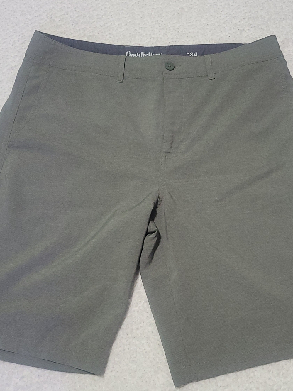 Goodfellow & Co Olive Green Flat-Front Men's Shorts